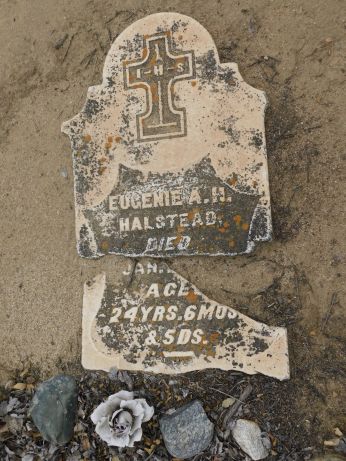 [Picture of Eugenie A H Halstead grave]